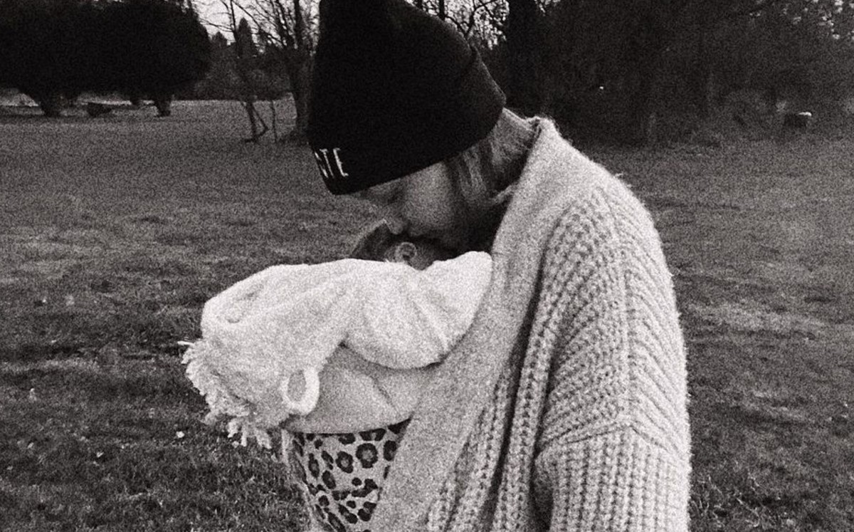 Gigi Hadid y su bebé (Instagram).