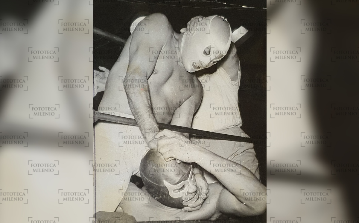 ¿Cómo nace la rivalidad entre El Santo y Blue Demon? (Fototeca Milenio)