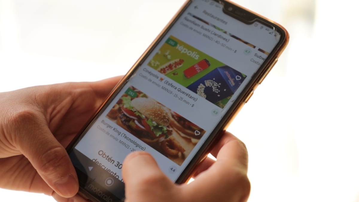 La plataforma de Uber Eats agregó nuevas funciones a su APP durante la cuarentena. CORTESÍA