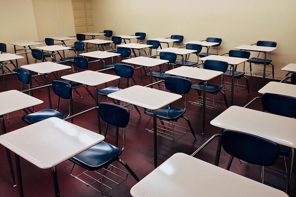 Acceder a una computadora o mantener el contacto son algunos de los retos actuales de la educación. (Pexels)