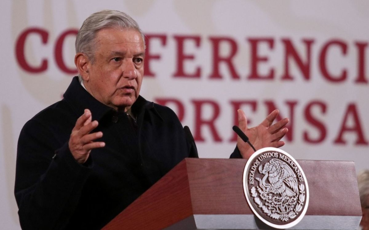 AMLO y empresarios acuerdan regulación de outsourcing