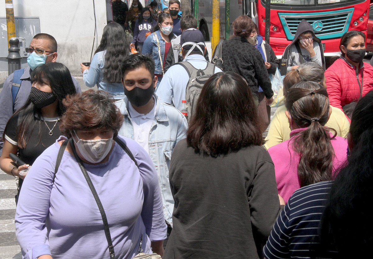 Las autoridades sanitarias también reportaron 20 mil 920 personas se encuentran bajo resguardo domiciliario. (Sergio Sánchez-Hidalgo)