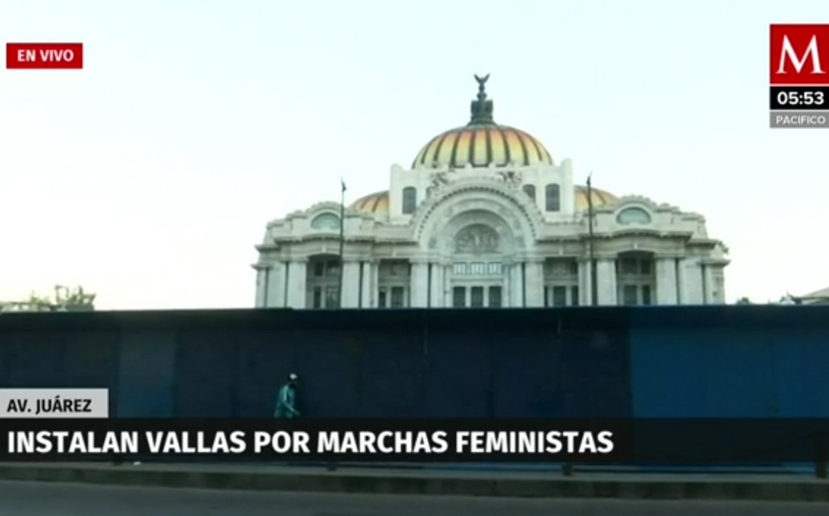 Instalan vallas por marchas feministas en CdMx