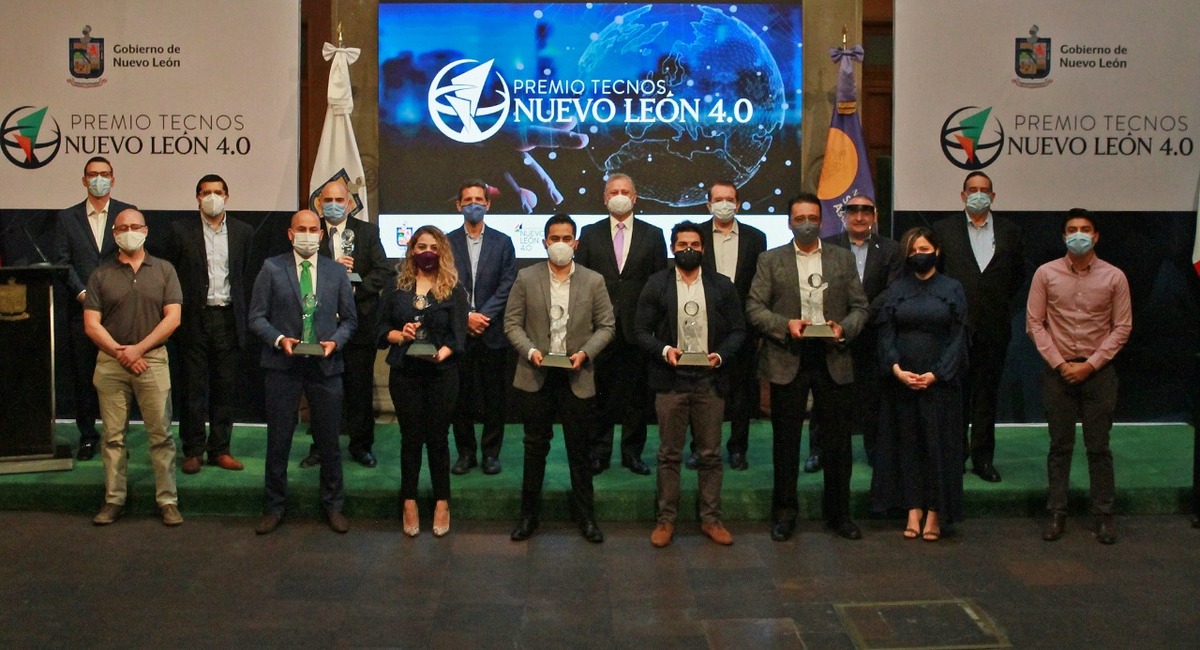 Entrega del Premio Tecnos Nuevo León 4.0.
