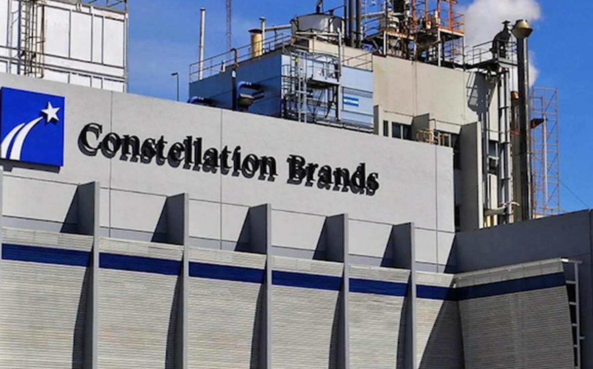 Constellation Brands debe desarmar planta cervecera en Mexicali, afirma alcaldesa