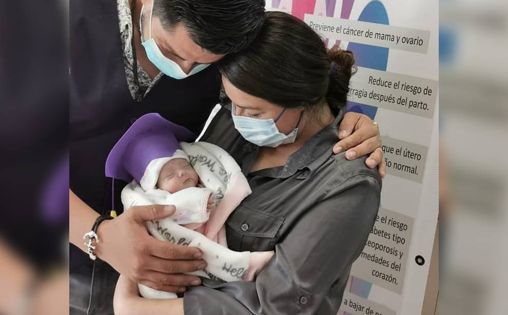 En Guanajuato dan de alta a bebé  tras 85 días internada
