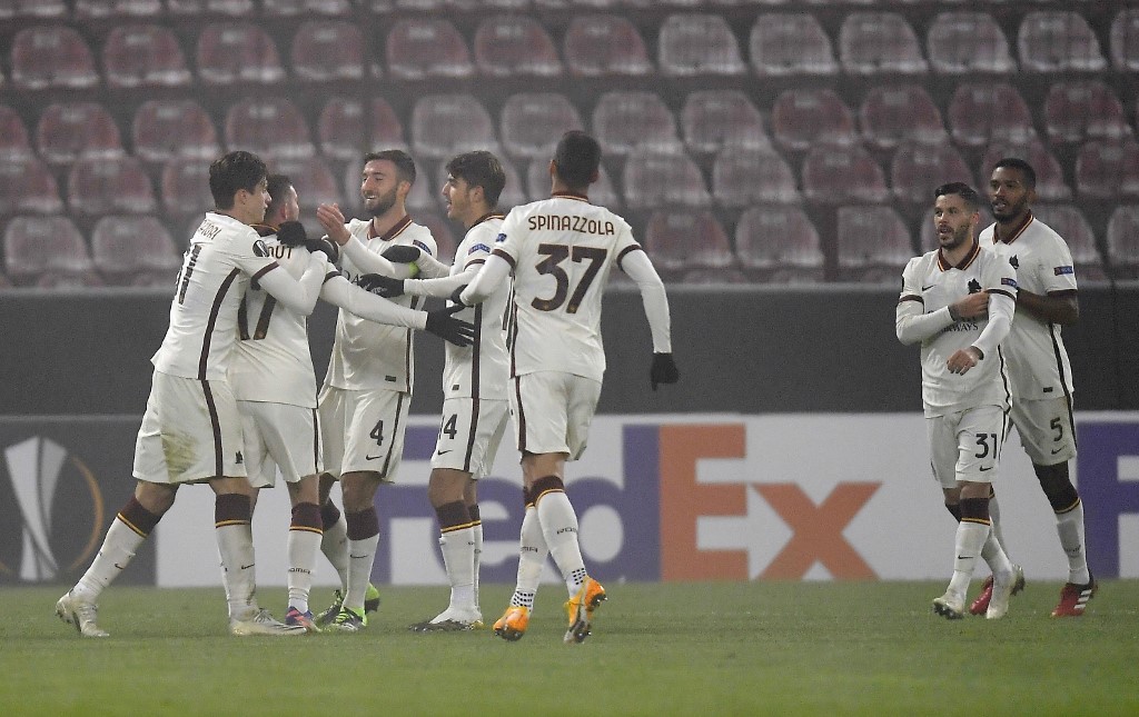 Roma vence a Cluj en Europa League (AFP)