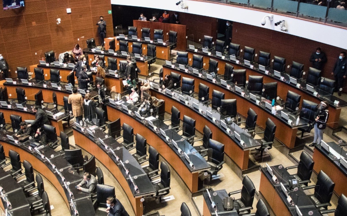 Senado inicia discusión sobre eliminación de fuero presidencial