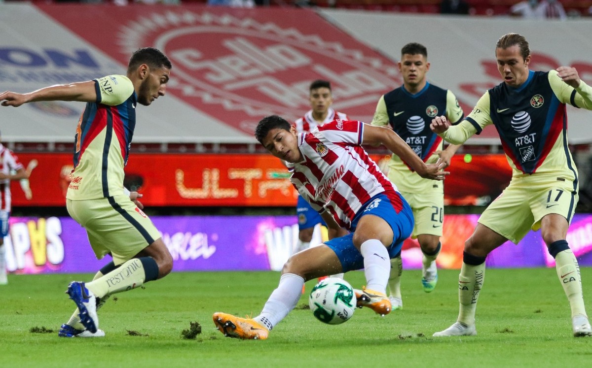 Chivas vs América, en el duelo de los cuartos de final del Guardianes 2020 (Imago7)