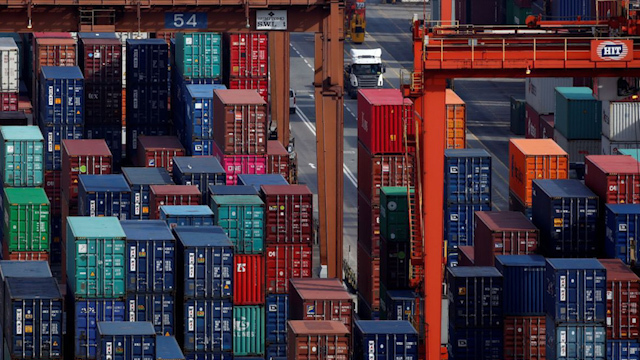 Exportaciones aceleran dinamismo en octubre: Inegi