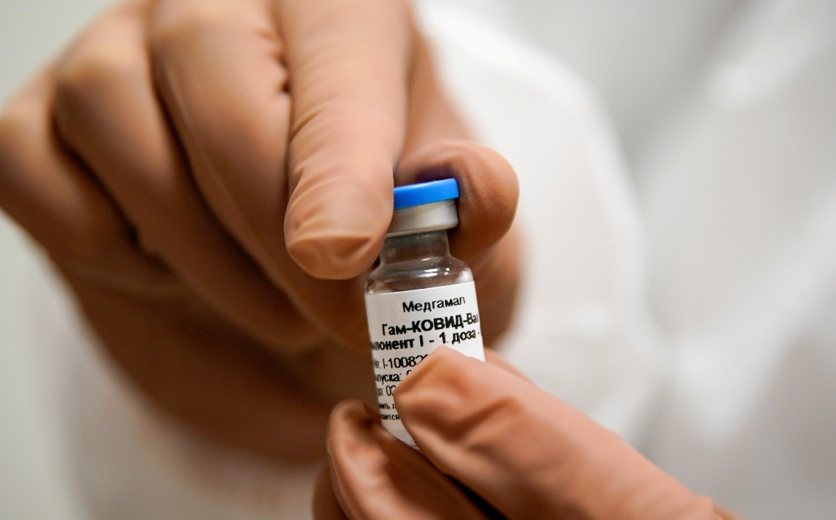 Rusia vacunará al ejército contra el virus tras nuevo récord de casos diarios. (Reuters)