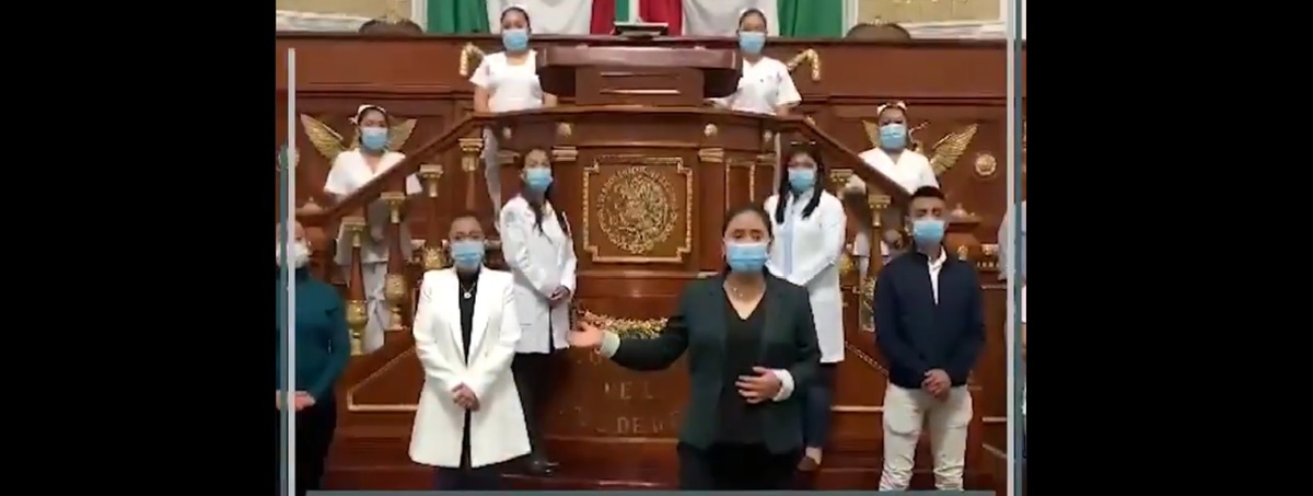 Al final los legisladores ofrecieron un minuto de aplausos. (Captura de pantalla)