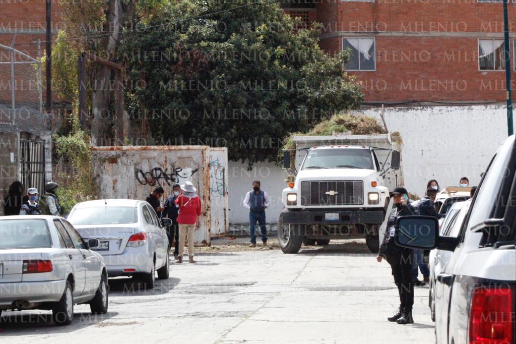 Autoridades en inmueble presuntamente relacionado al caso Paulina Camargo. (Andrés Sánchez)