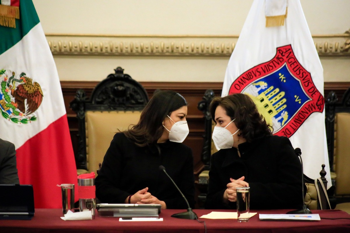 Claudia Rivera Vivanco y Liza Aveces. (Andrés Lobato)