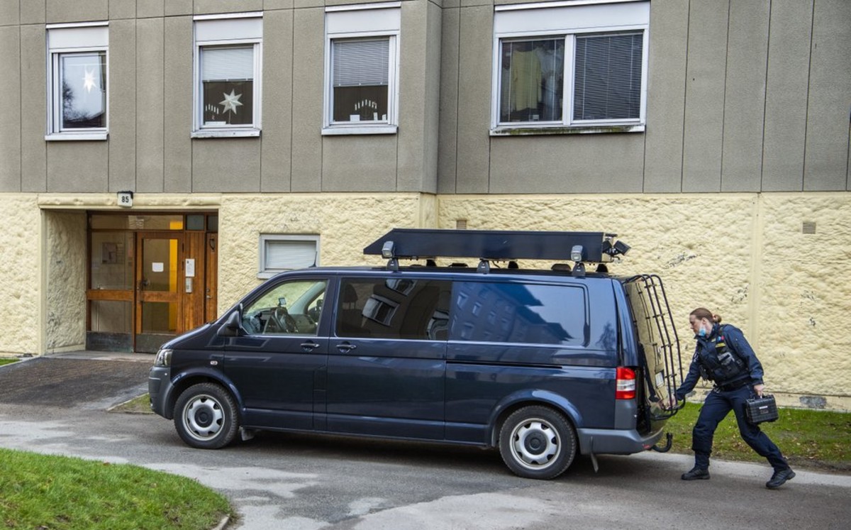 La policía de Suecia aclaró que el hombre fue hospitalizado. (EFE)