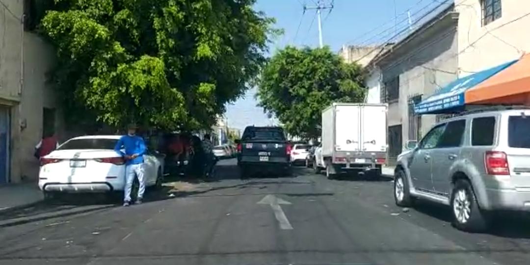 A pesar de la vigilancia la venta ilegal continúa (Rosario ÁLvarez)