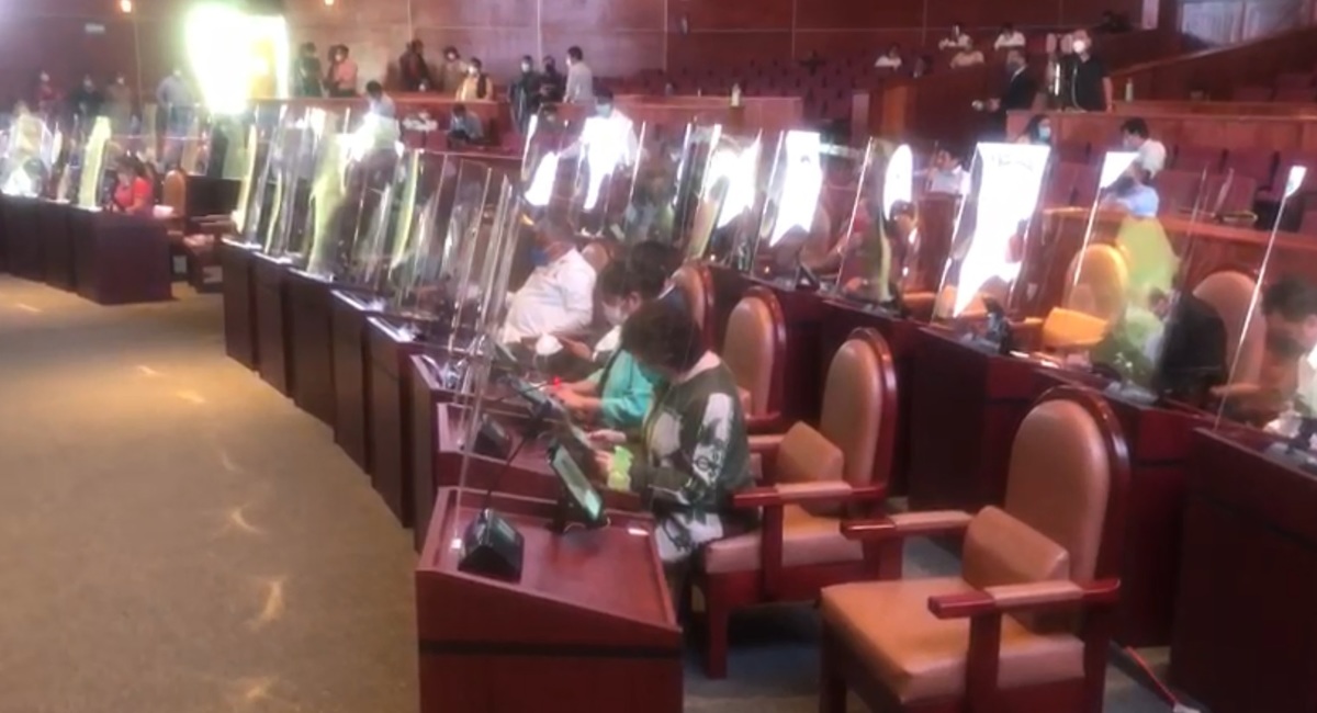 Advirtieron que han agotado todas las instancias de diálogo, pero los diputados de Morena y del PT se han cerrado. (Captura de pantalla)