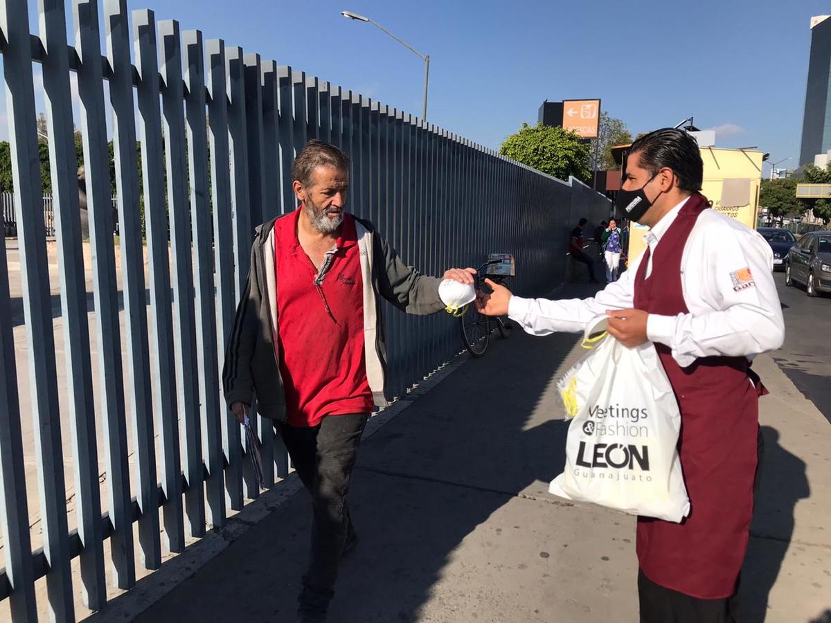 Iniciativa Privada dona 19 mil cubrebocas para evitar cierres en establecimientos. ESPECIAL