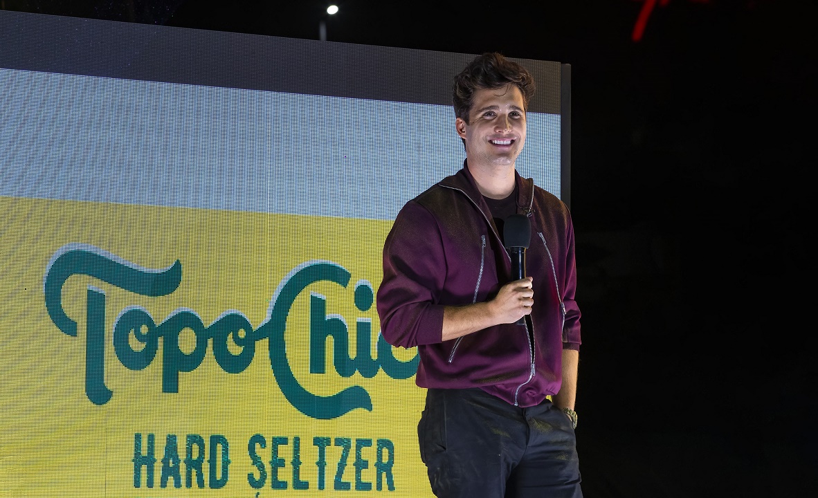 El lanzamiento de la bebida coincidió con el cumpleaños de Diego Boneta. (Cortesía)