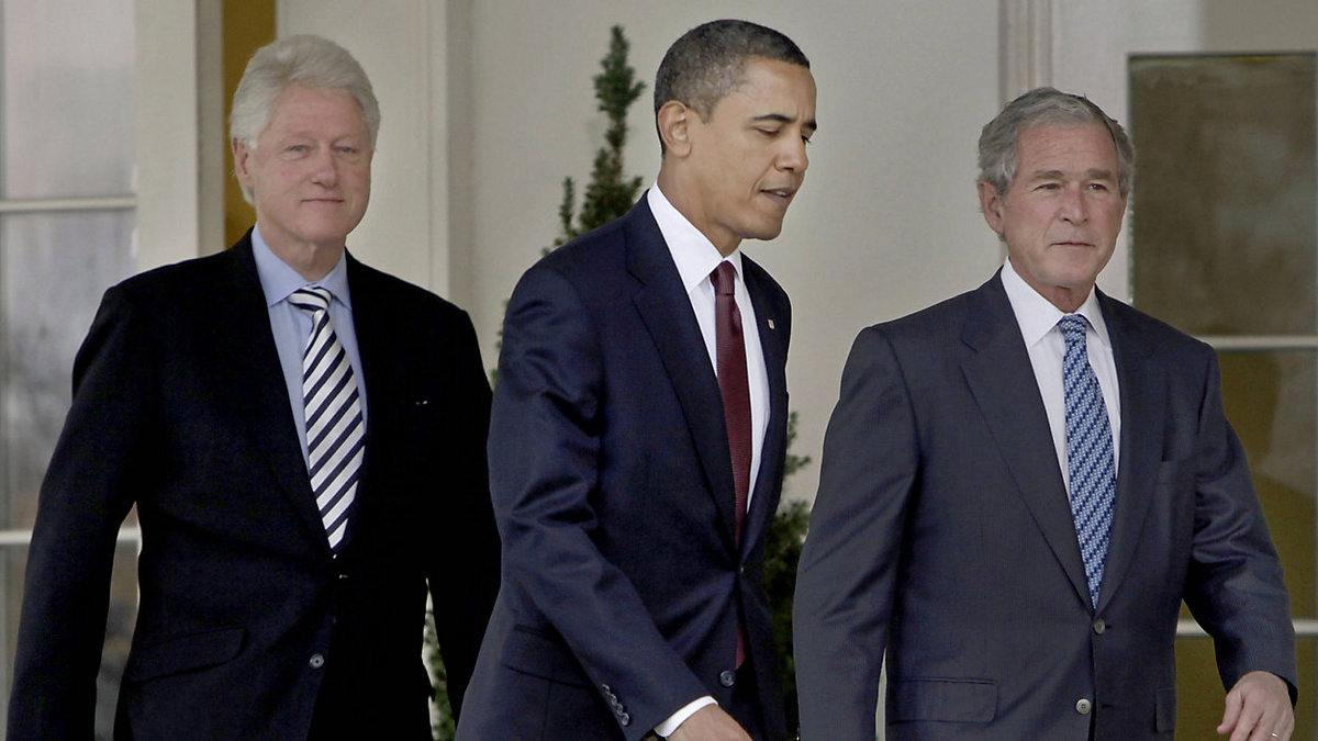 Bill Clinto, Barack Obama, George W. Bush en la Casa Blanca. | Archivo, AP