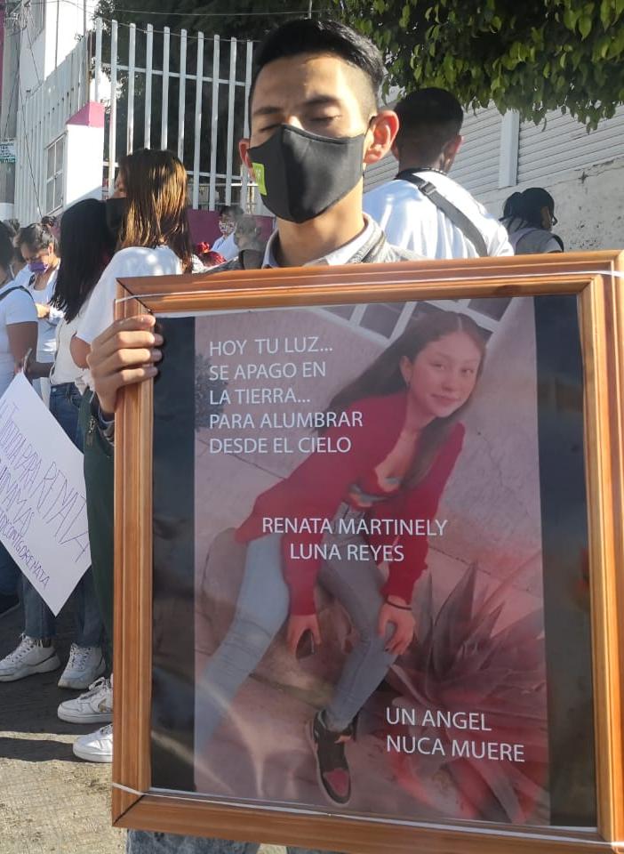 Familiares, amigos y compañeros de la víctima piden celeridad en el caso.