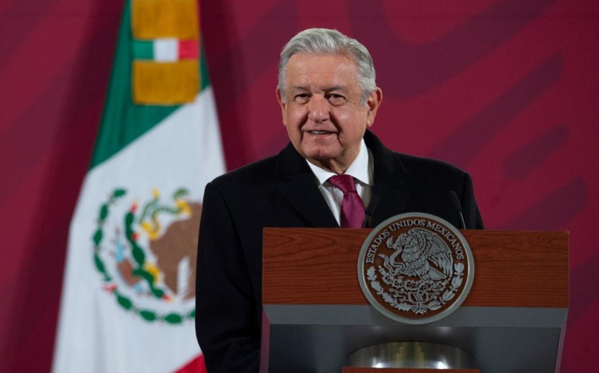 El presidente López Obrador en La Mañanera desde Palacio Nacional. (Cortesía)