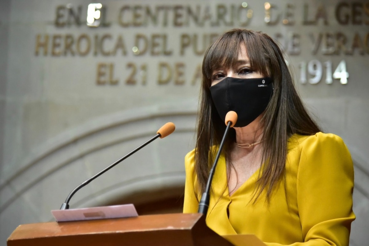 Con la salida de la diputada Julieta Villalpando Riquelme desaparece el PES del Congreso local.