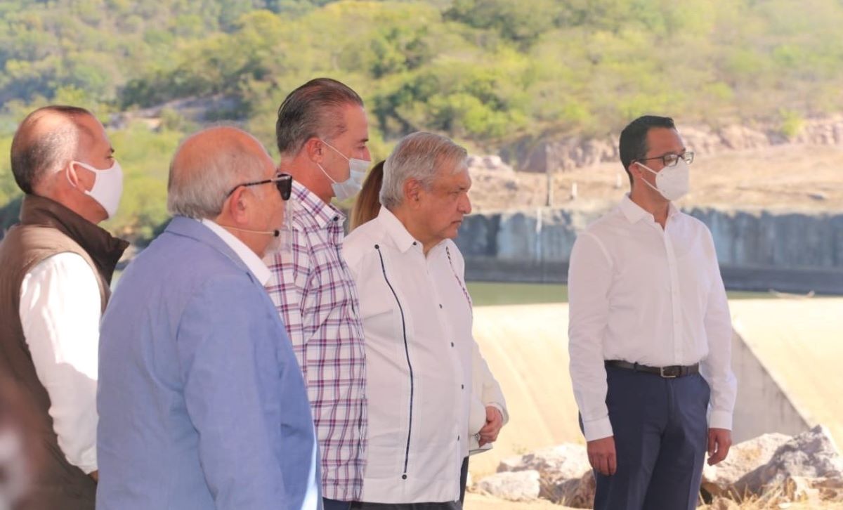 AMLO anunció que se retirará una planta de aguas negras en Sinaloa. | Javier Ríos