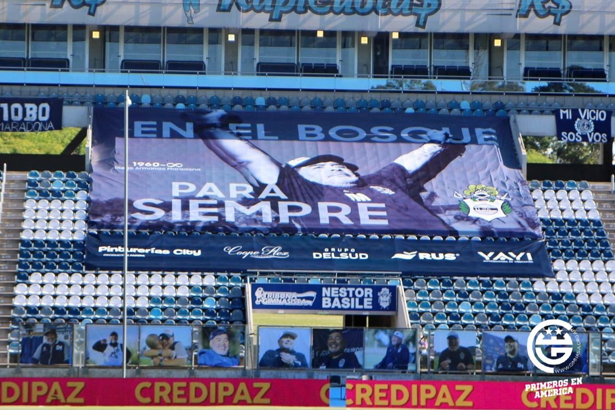 El emotivo homenaje de Gimnasia a Maradona (Twitter @afa)