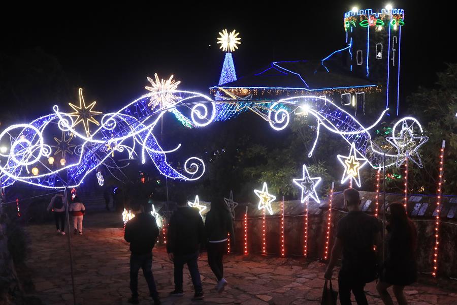 La navidad ha provocado afectaciones en las tradicionales fiestas decembrinas. (EFE)