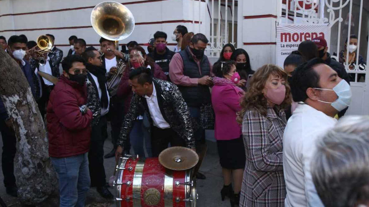 En dos días, 150 aspirantes se registran a candidaturas de Morena para gubernaturas