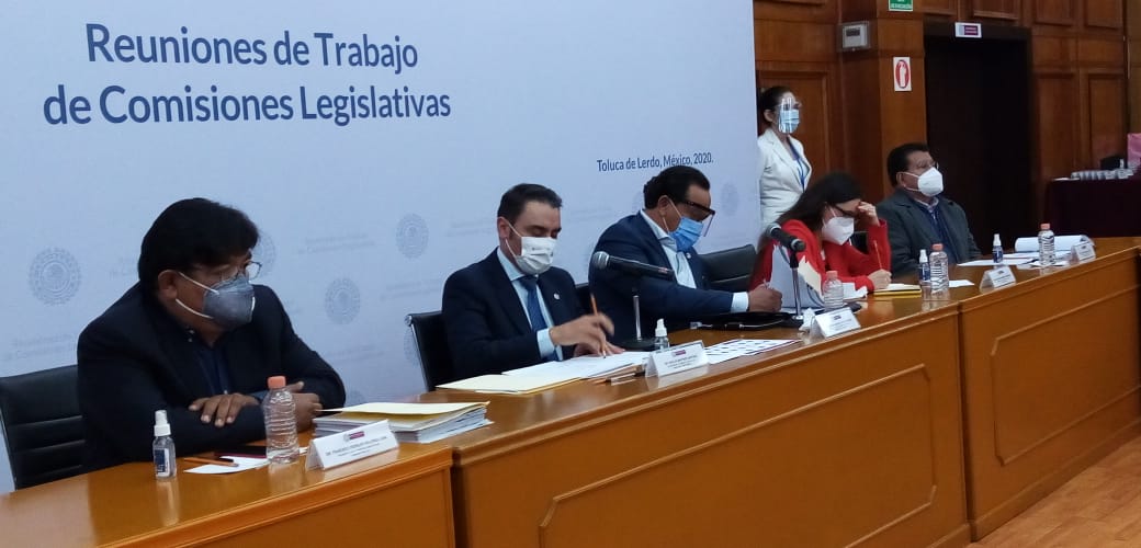Además insistieron que la Secretaría de Finanzas no ha entregado el catálogo de obras financiadas.