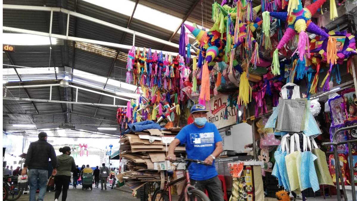 Mercados en León se preparan para repuntar ventas por posadas. Dany Béjar.