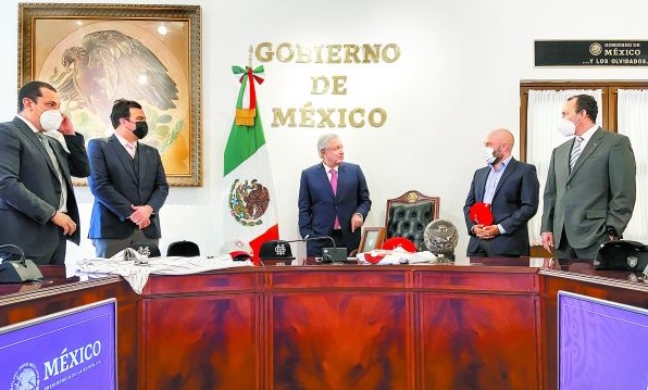 El Presidente de México, en el anuncio de los dos nuevos equipos en Palacio Nacional. Cortesía