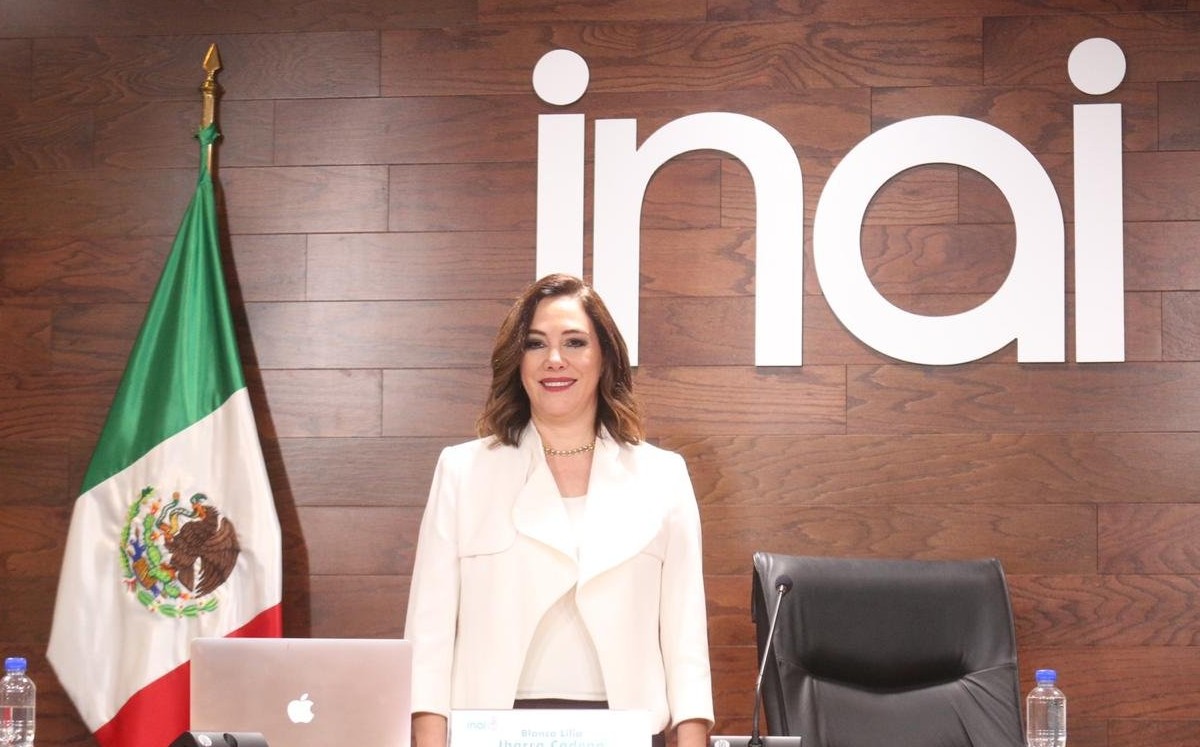 La comisionada presidenta dijo que la relación con secretarios de Estado ha sido respetuosa.(Twitter)