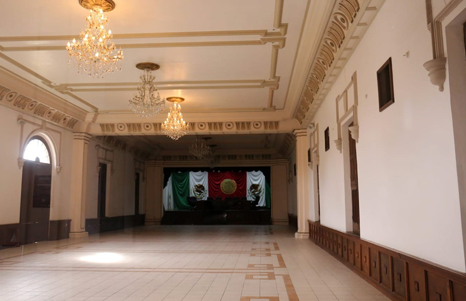 Salón Azul en Lerdo. (Rolando Riestra)
