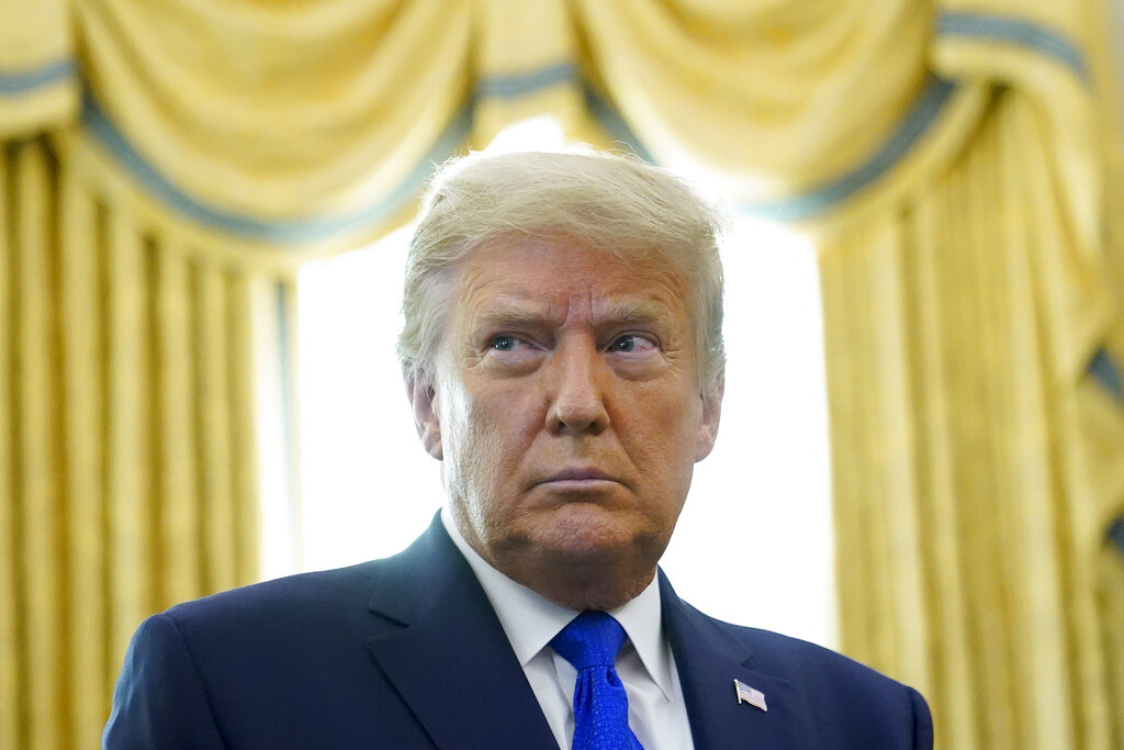 Donald Trump agradeció a médicos y científicos por el desarrollo de la vacuna contra el covid-19. (AP)
