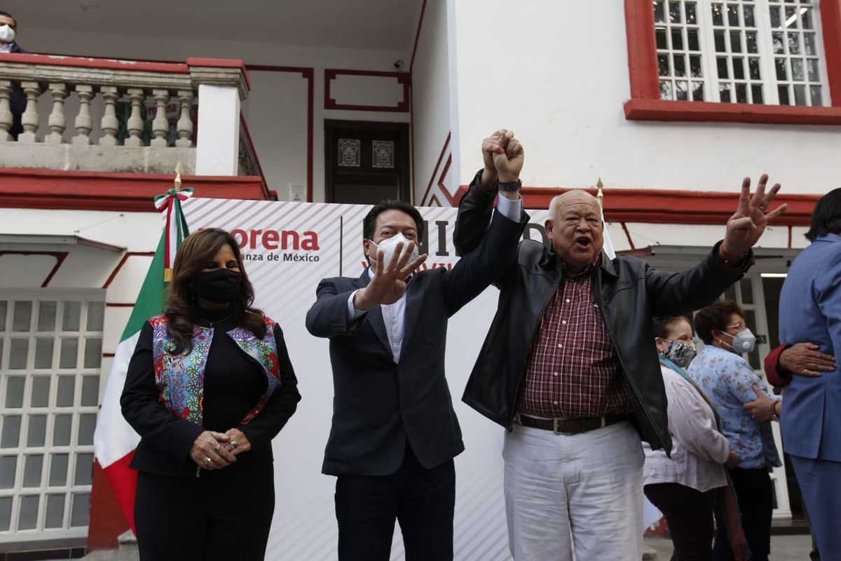 Mario Delgado presentó a Víctor Castro como candidato a la gobernaturas de Baja California Sur. (Omar Franco)