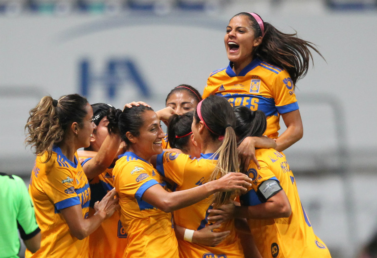 Tigres tomó ventaja sobre Monterrey (Imago7)