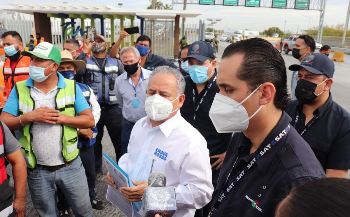 Transportistas de Nuevo Laredo dialogaron con autoridades. (Ricardo Hernández)