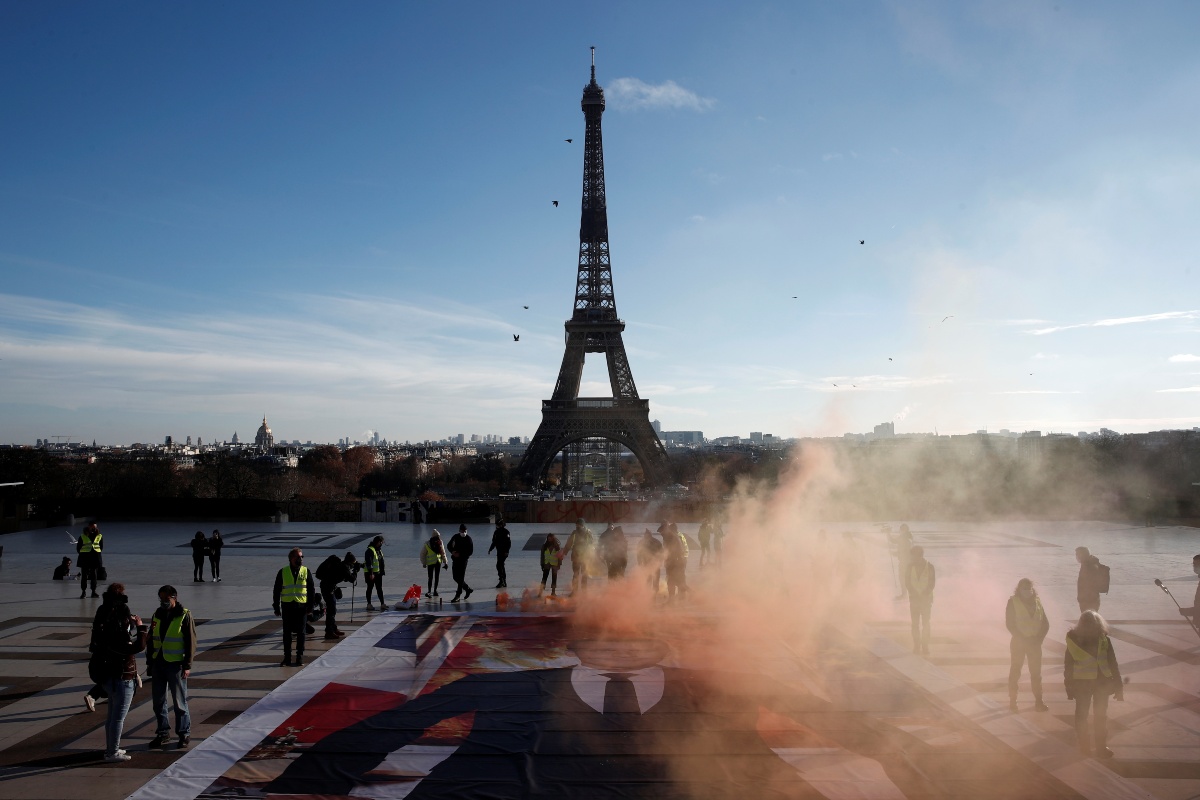 Francia sería uno de los primeros países en integrar la crisis climática en su constitución. (Reuters)
