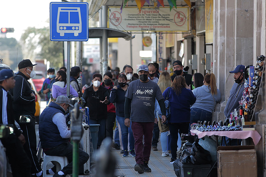 Piden endurecer medidas para bajar la tasa de contagios en La Laguna. (Manuel Guadarrama)