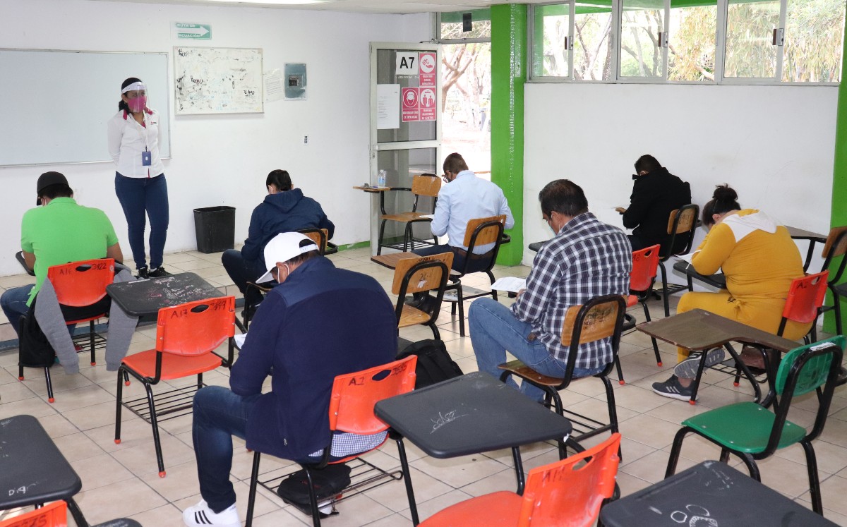 Presentan examen aspirantes a capacitadores del INE en Tamaulipas. (Cortesía)