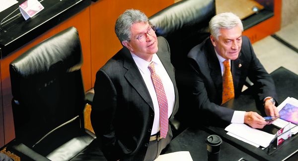 El senador Ricardo Monreal en sesión parlamentaria. Jorge Carballo