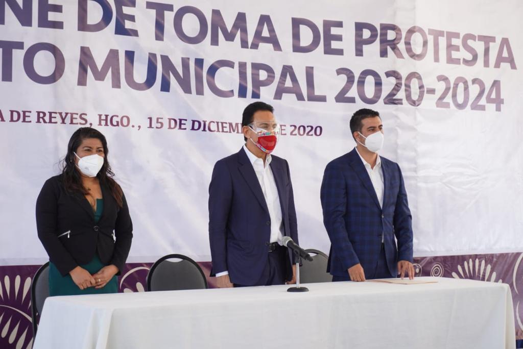 Daniel Andrade Zurutuza rindió protesta como presidente de Huejutla.