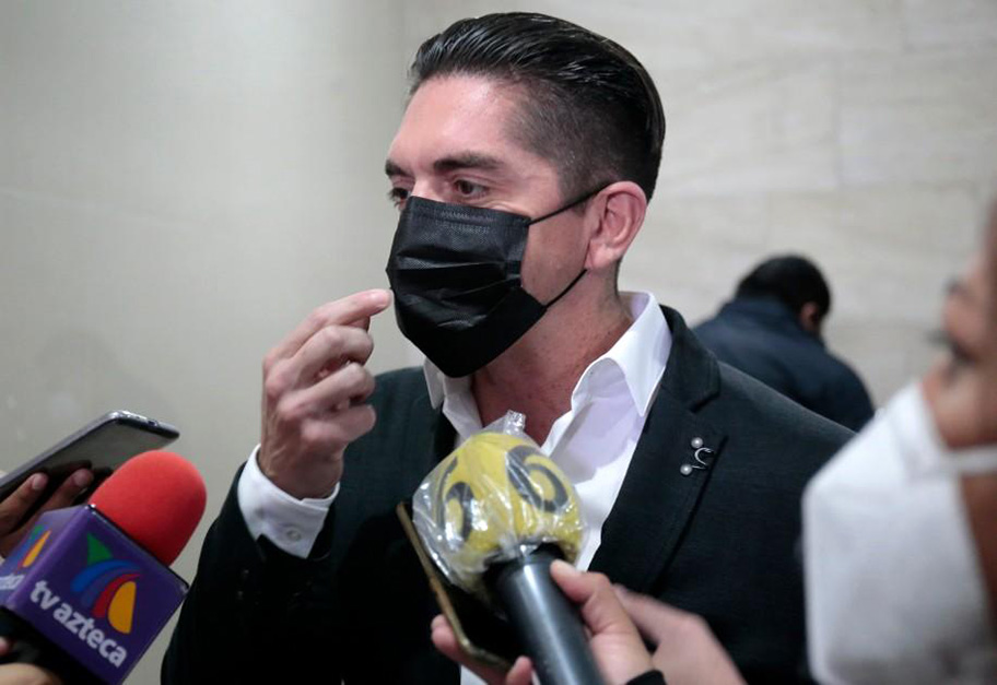 Luis Fernando Salazar va por la alcaldía de Torreón. (Especial)