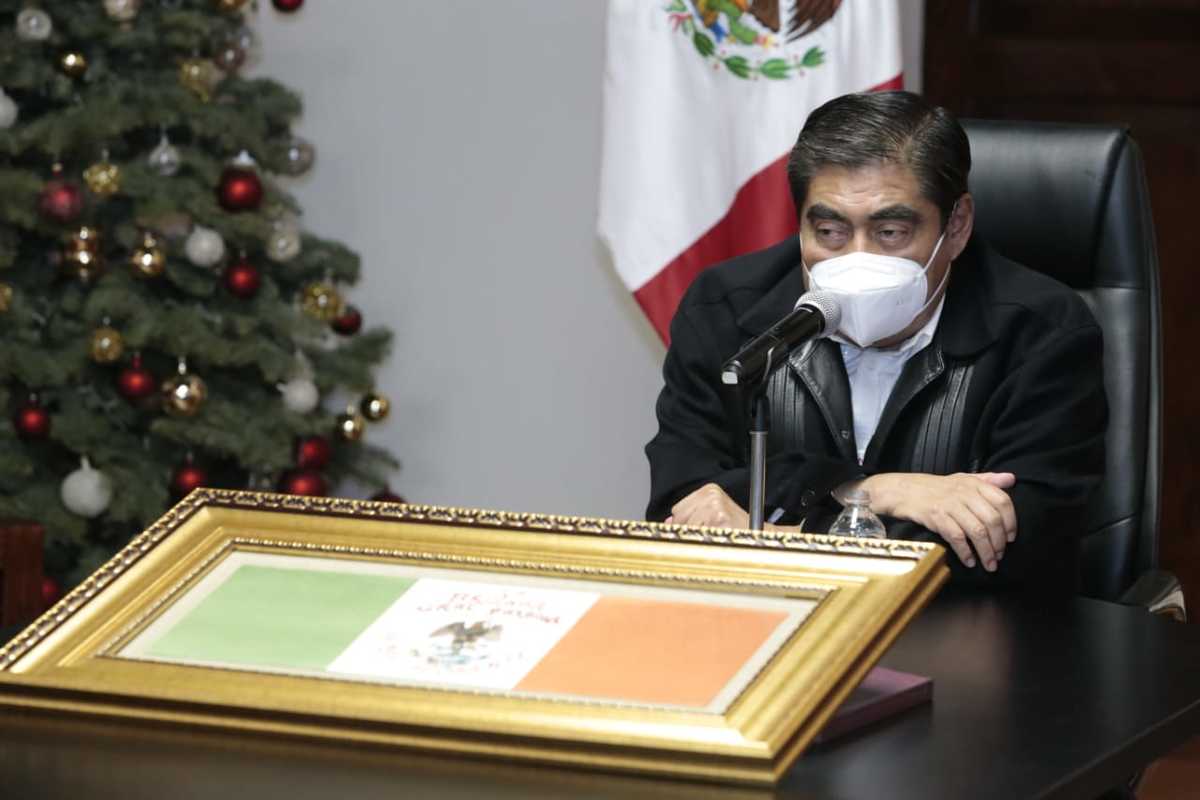Miguel Barbosa Huerta, gobernador de Puebla. (Especial)