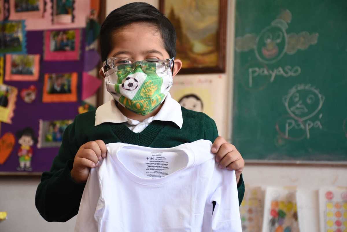 Campaña de invierno de DIF en León abriga a más de 8 mil niños