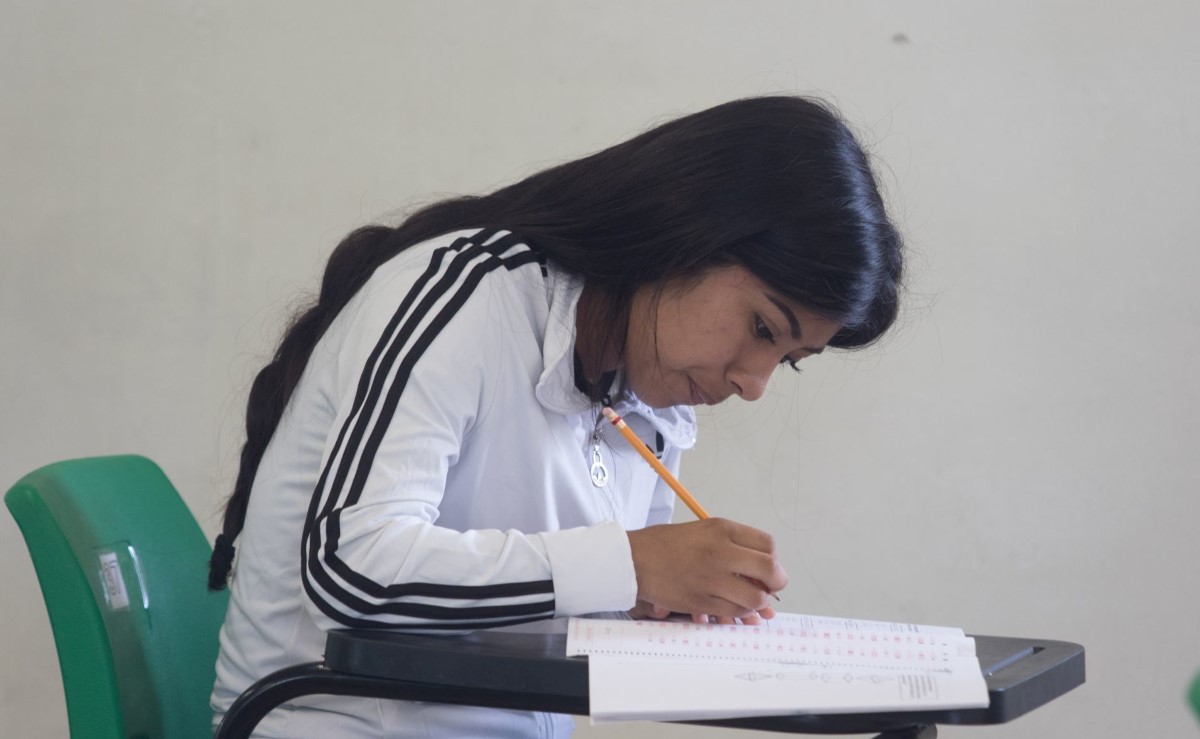 En 2019, se graduaron 2.9 millones de estudiantes de educación media superior. | Cuartoscuro