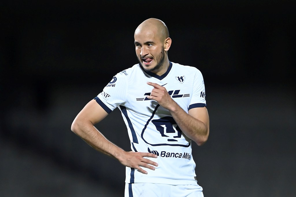 Carlos González se va de Pumas (Imago7)